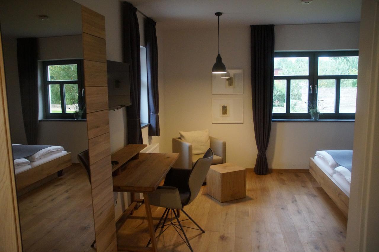 Hotel Dorfmuehle Lehrberg Esterno foto